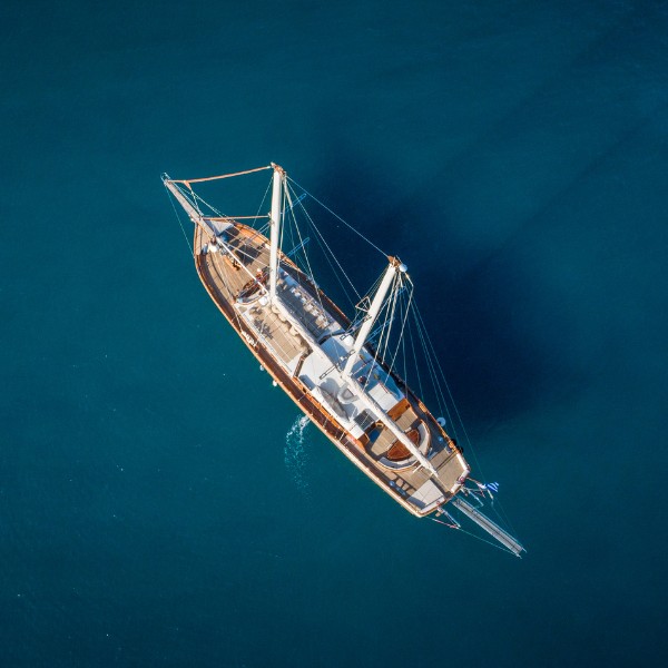 Sailboat Yacht Charters in Bahamas